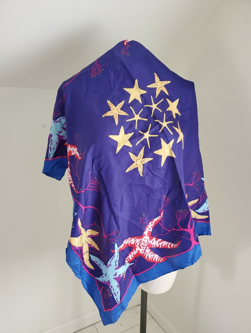 90s Vintage Starfish Seascape Silk Square Scarf
